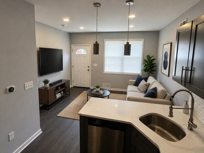 Photo - 2202 N Bouvier St Townhome