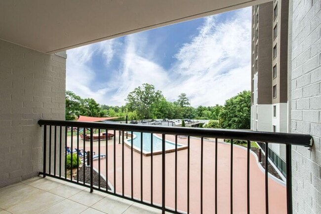 Building Photo - Atler at Brookhaven