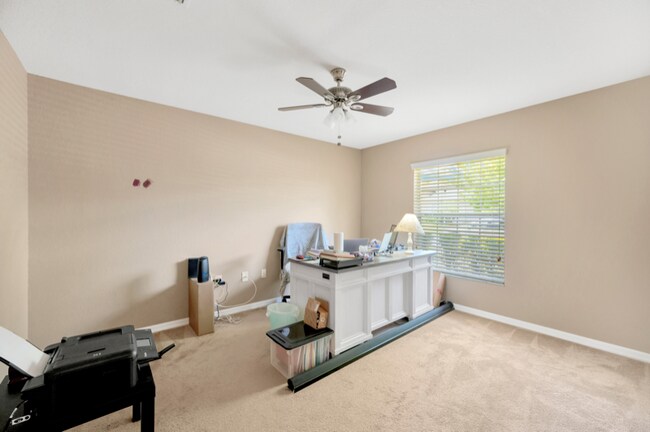 Foto del edificio - 722 Vineyard Reserve Ct