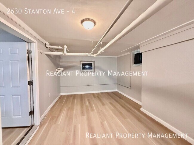 Foto del edificio - 2630 Stanton Ave