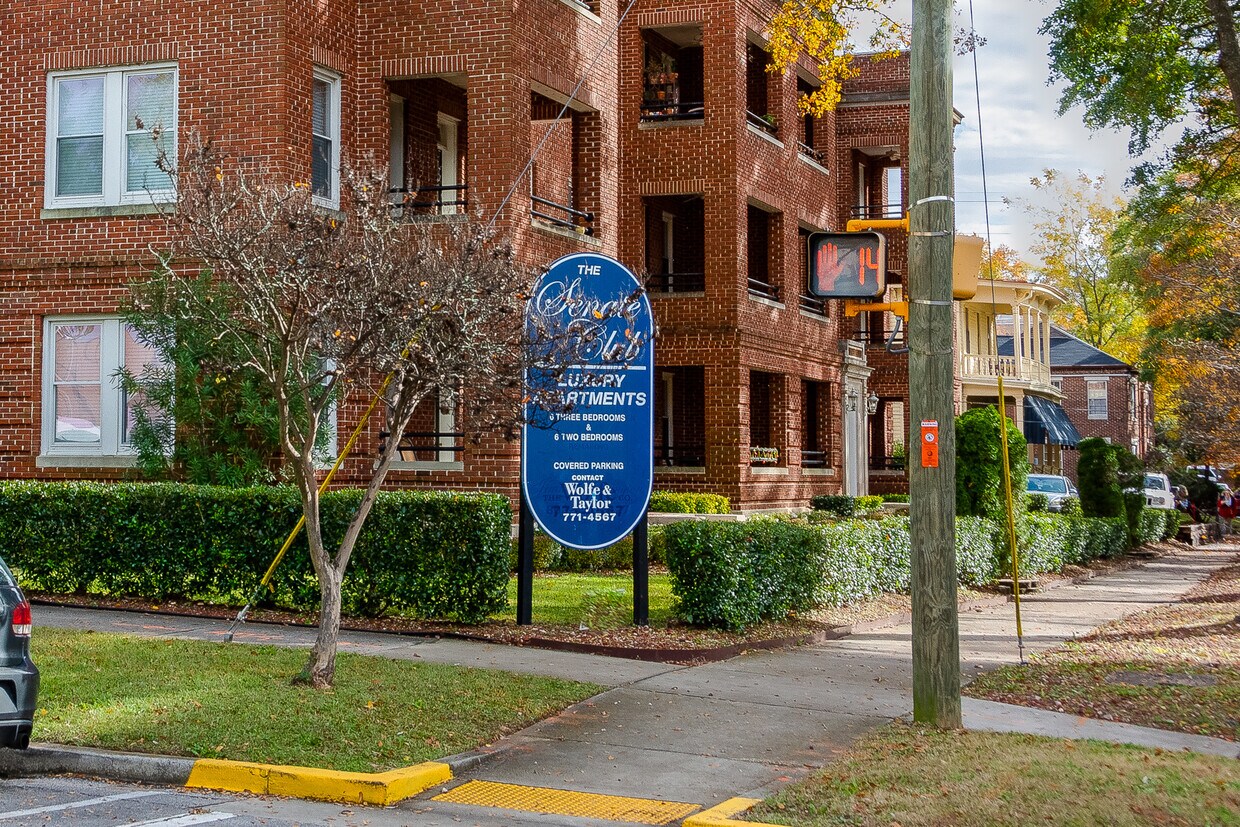 Foto principal - The Senate Club - 2 bedroom/2 bath coming ...
