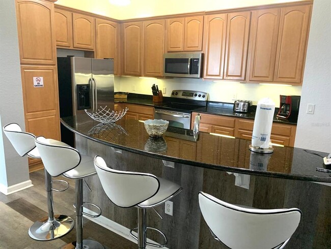 Foto del edificio - 4840 Cayview Ave