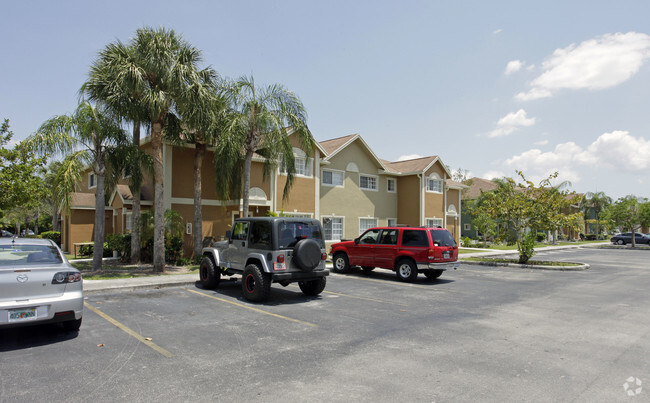 Building Photo - San Sherri Villas Apartments