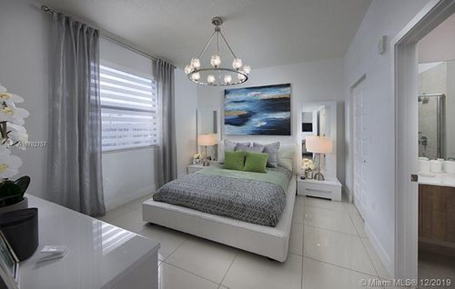 Foto del edificio - 8031 NW 104th Ave