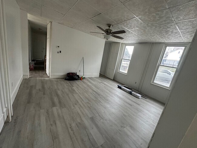 Building Photo - 1518 13th St