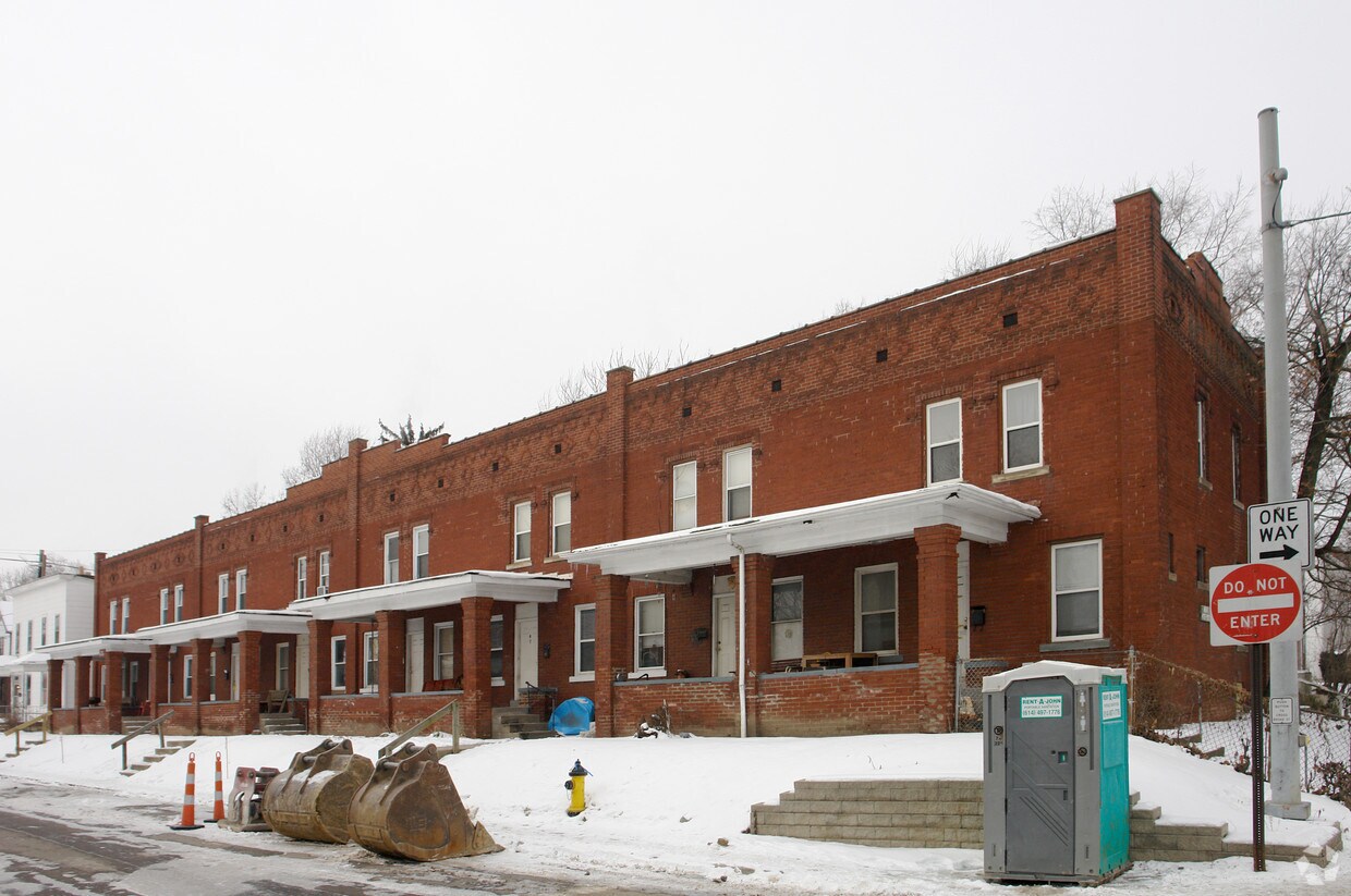 Foto del edificio - 3-17 Belvidere Ave