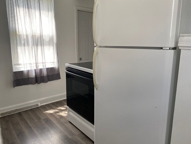 Foto del edificio - 1212 Evergreen Ave