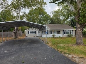 Building Photo - 3400 State Hwy 71