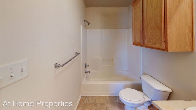 Foto del edificio - 3 br, 3 bath House - 100 Deacon #101