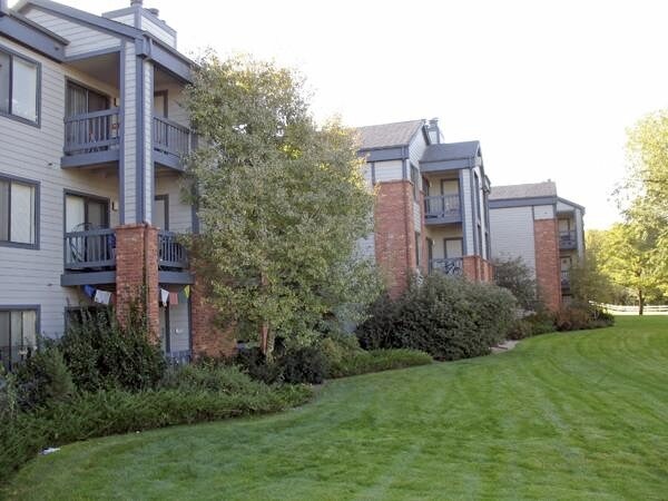 back of unit - 2727 Folsom St