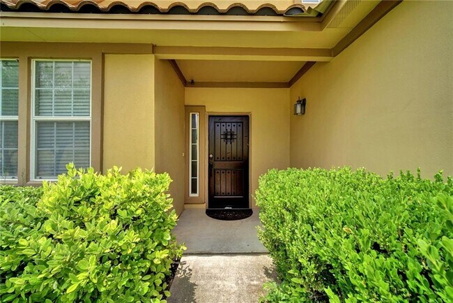 Building Photo - 5608 Toscana Ave