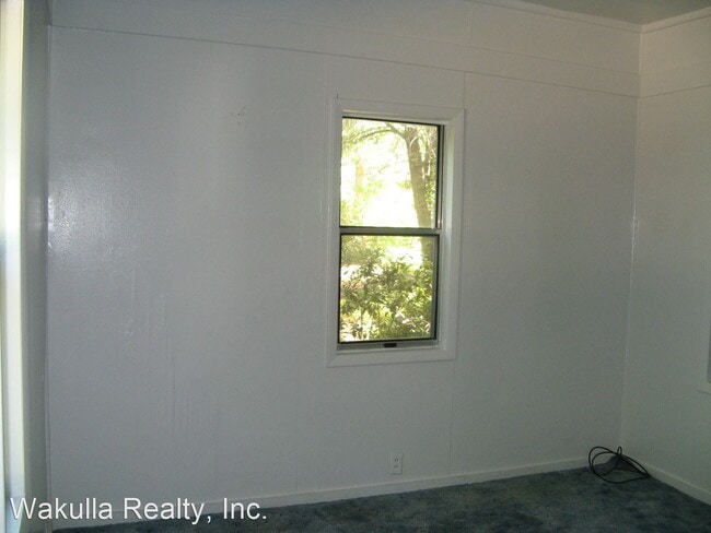 Building Photo - 2 br, 1 bath House - 13 Yellow Jacket Avenue
