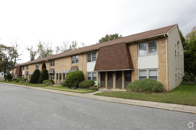 Building Photo - Delaware Apartments