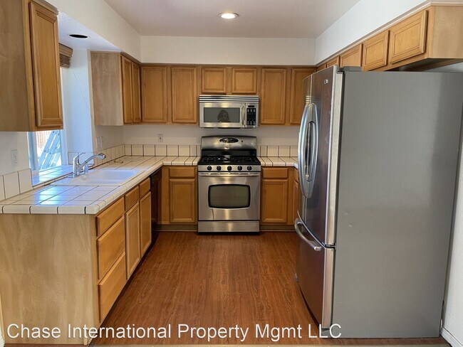 Building Photo - 3 br, 2 bath House - 9315 Ogden Trail