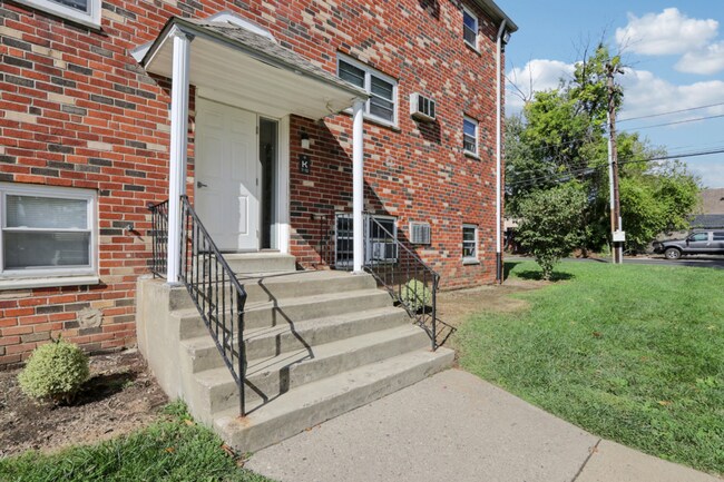 Foto del edificio - Cedar Court apartments