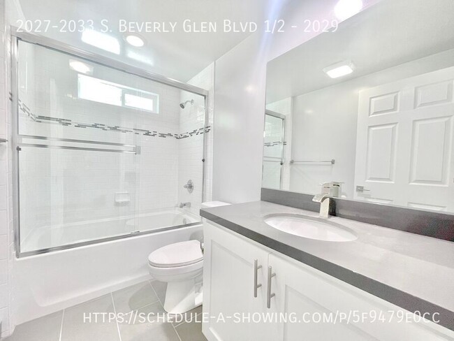 Building Photo - Beautiful Newly Remodeled Modern Large 1 B...