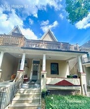 Building Photo - 161 Huron St