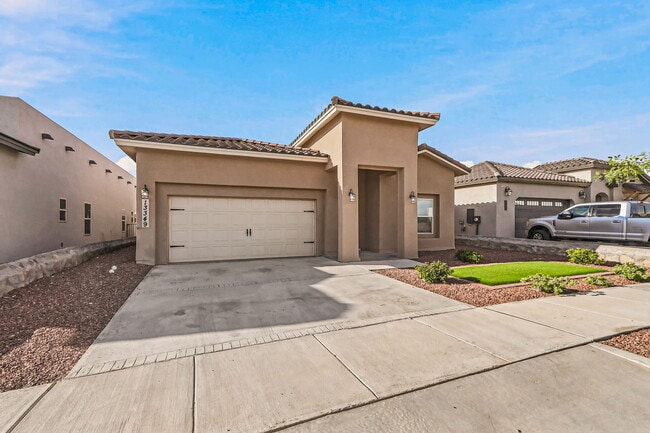 Foto del edificio - 13349 Cinderford Ave