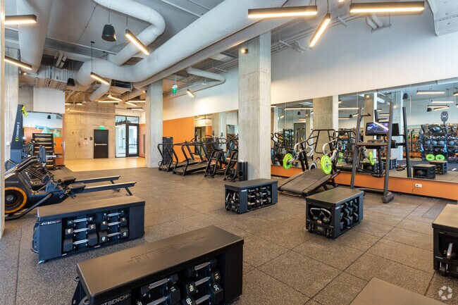 Gimnasio en el cuarto piso - Velaris Living
