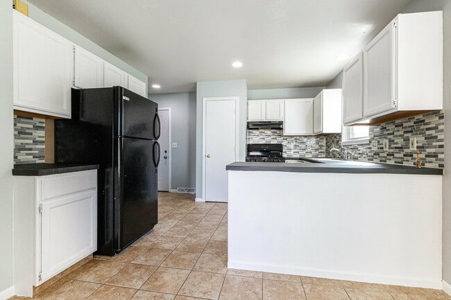 Building Photo - 902 Cedar Run Ct NW