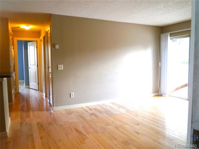 Foto del edificio - 4480 S Pitkin St