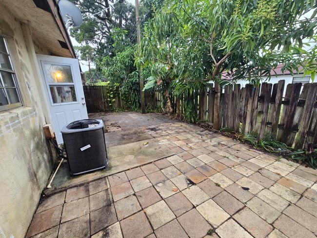 Foto del edificio - 3882 Dale Rd