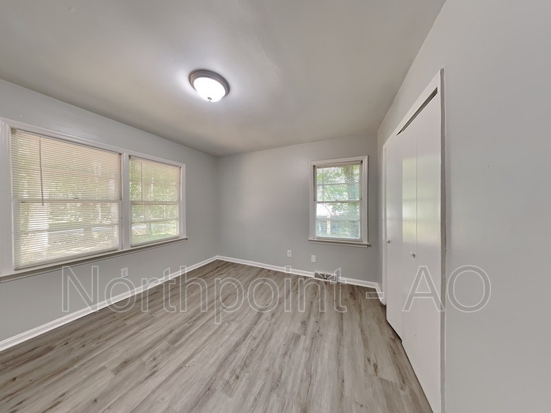 Primary Photo - 9291 Westview Dr SW