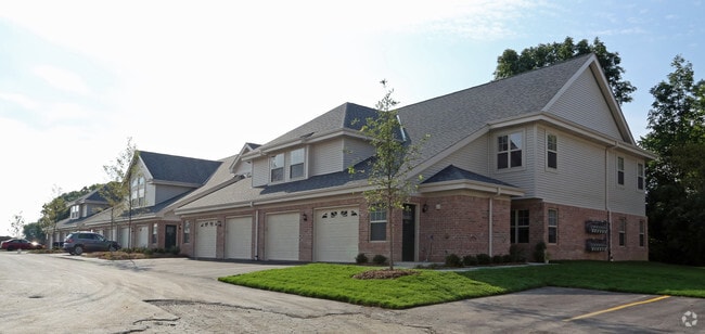 Building Photo - Centennial Park Apartments