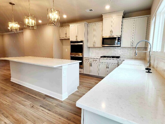 Foto del edificio - 1054 Knoxboro Ln