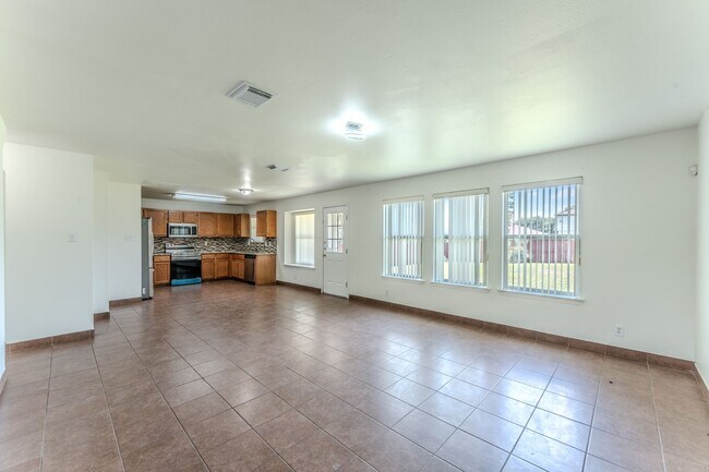 Foto del edificio - 1339 Diamond Bluff