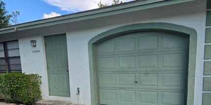 Building Photo - 13800 Bottlebrush Ct