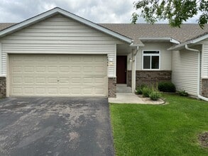Building Photo - 6846 Gingham Ct
