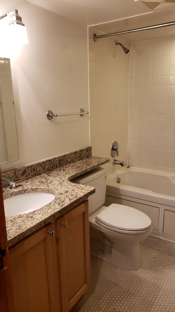 Foto del edificio - 3826 N Monticello Ave