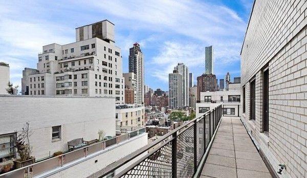 Building Photo - 225 E 63rd St