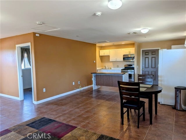 Building Photo - 11377 Buckskin Ave