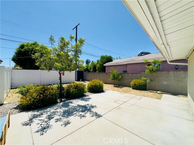 Foto principal - 8657 Ranchito Ave