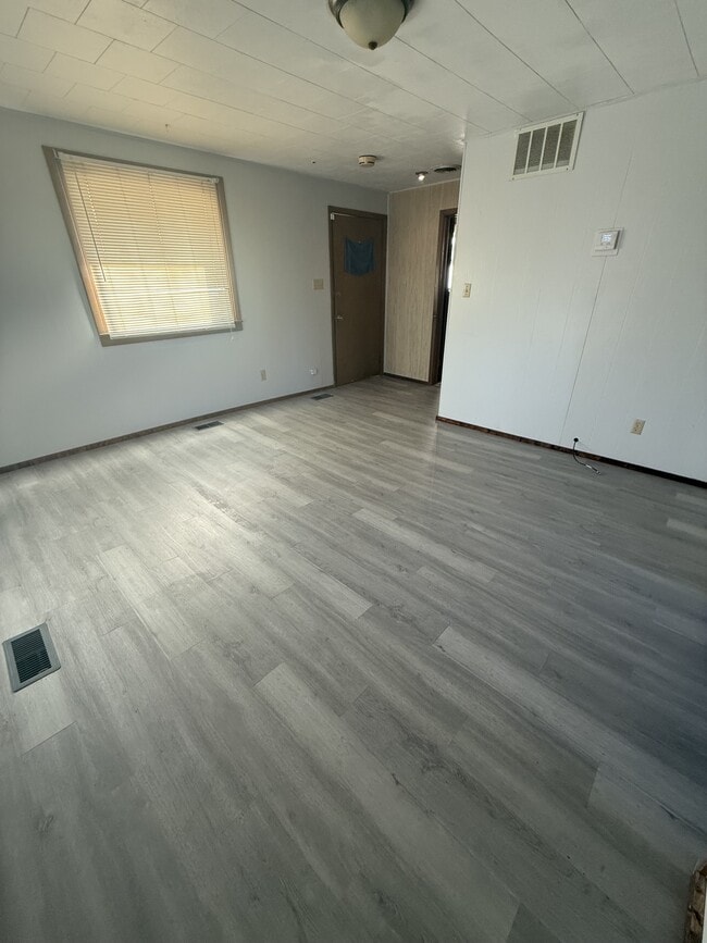 Foto del edificio - 1230 E 6th Ave