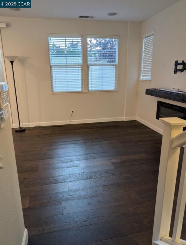 Building Photo - 6248 Sussex Dr