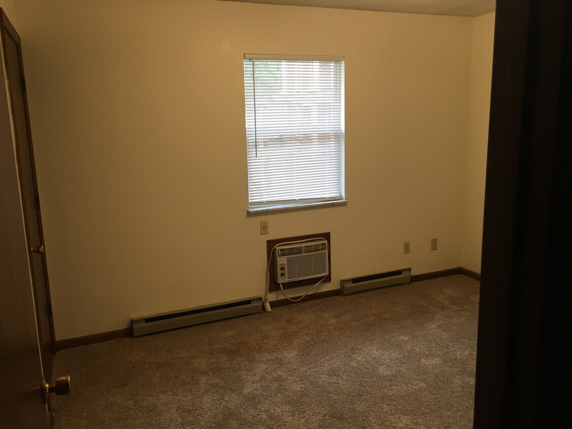 Bedroom - 1016 3rd Ave