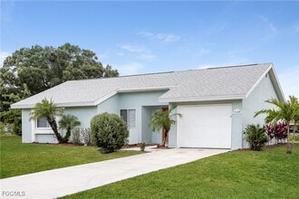 Building Photo - 7509 Mesa St