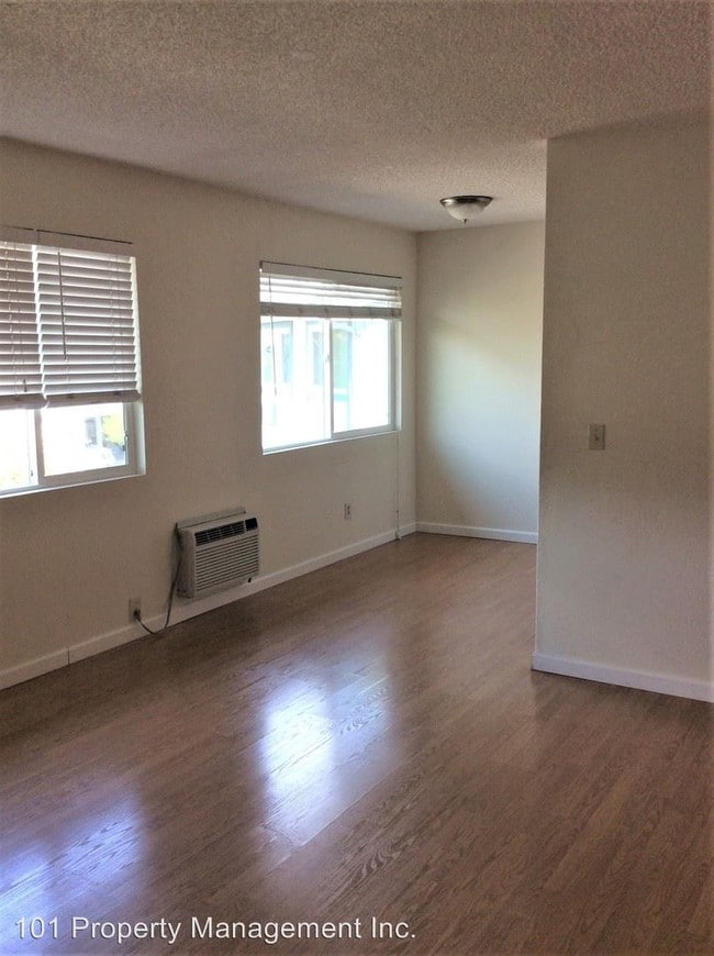 Foto del edificio - 175 Oak Manor Ct