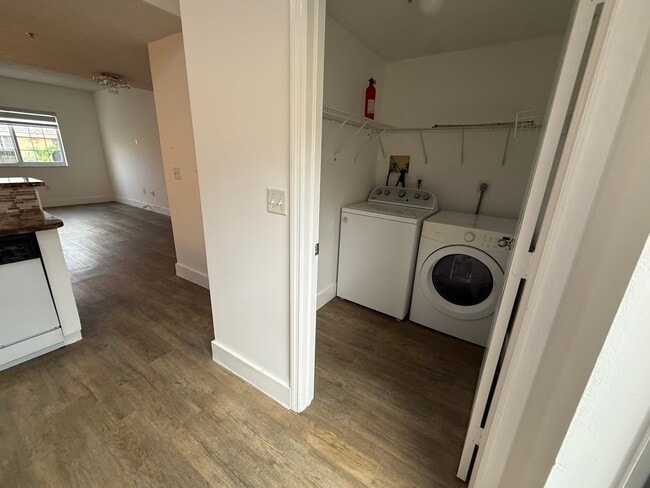 Foto del edificio - 7497 W 22nd Ave