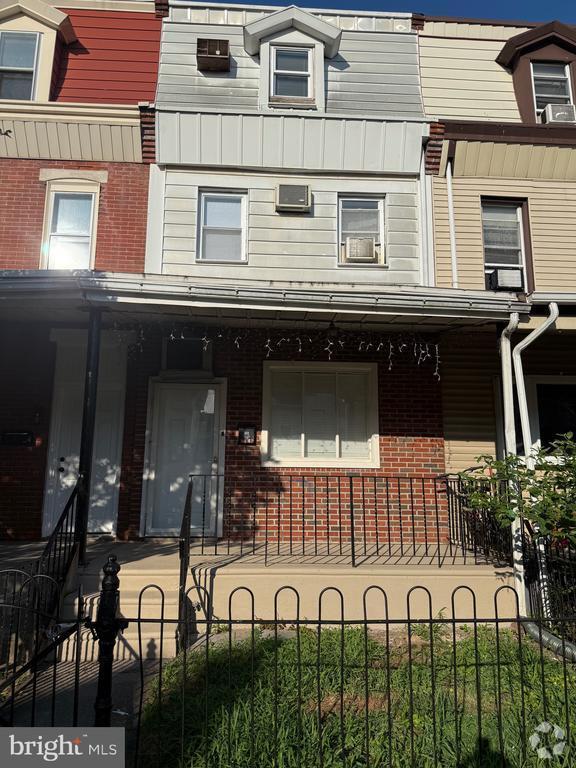 Building Photo - 4918 Knorr St