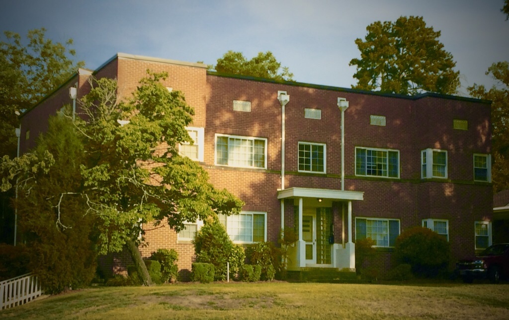 Primary Photo - 401 Durst Ave W