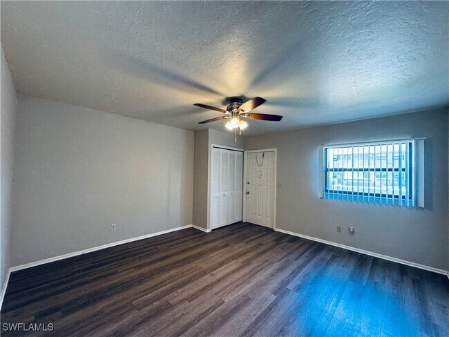 Foto del edificio - 4753 Orange Grove Blvd