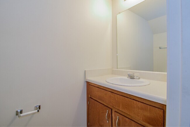 Foto del edificio - 513 Peachers Ridge Rd