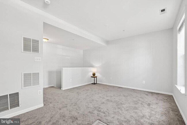 Foto del edificio - 2617 Osprey Way S