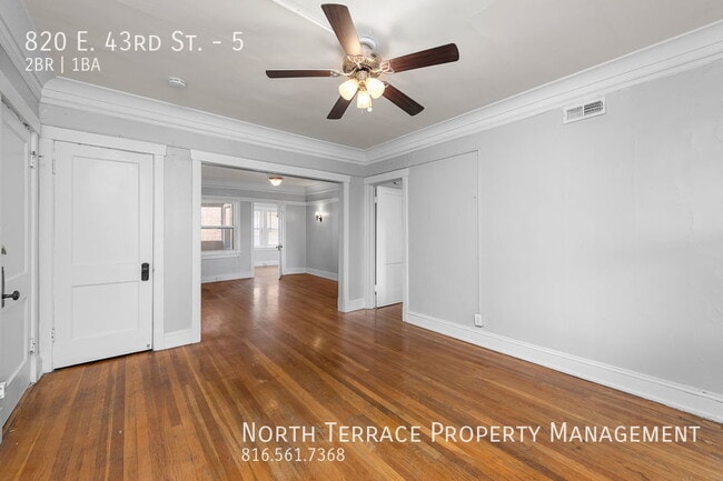 Building Photo - Charming, Historic 2BR with Balcony in Hyd...