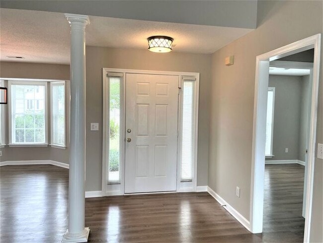 Building Photo - 3520 Covent Oak Ct