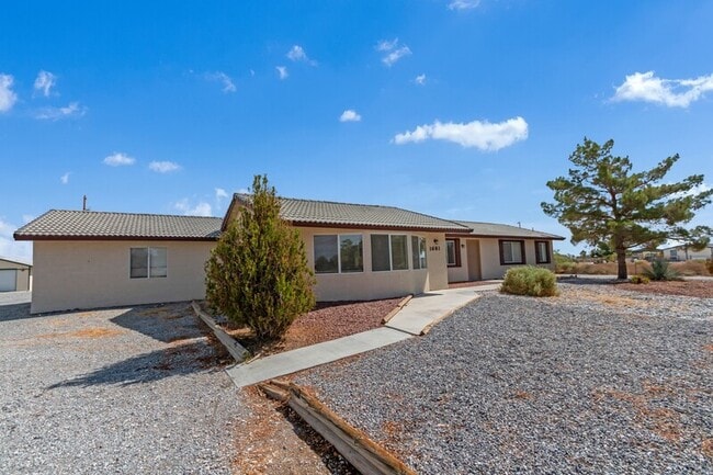 Building Photo - 1681 Appaloosa Ln